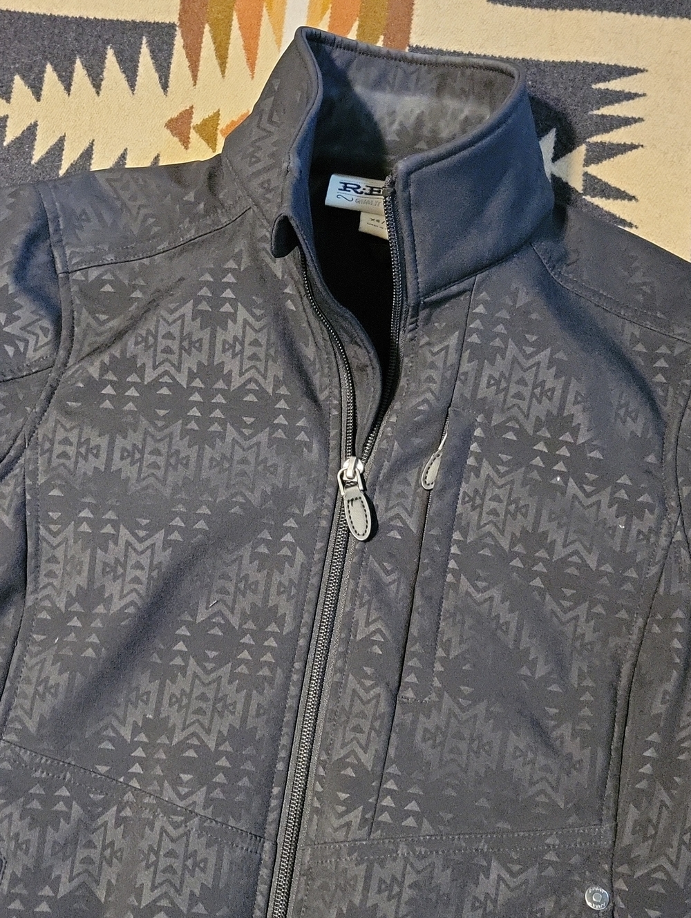 Ariat Softshell Jacket - Picture 2 of 5
